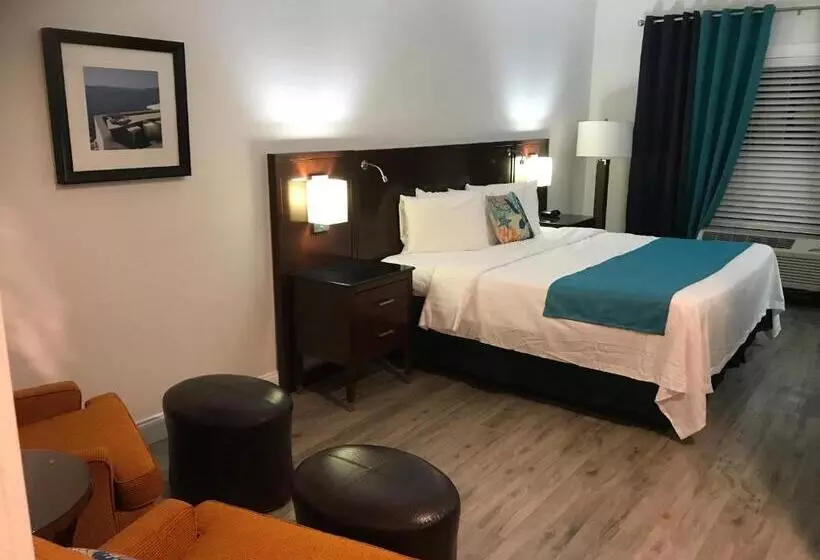 اتاق لوکس با تخت بزرگ, Pensacola