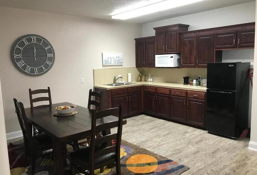 جناح رئاسى, Pensacola