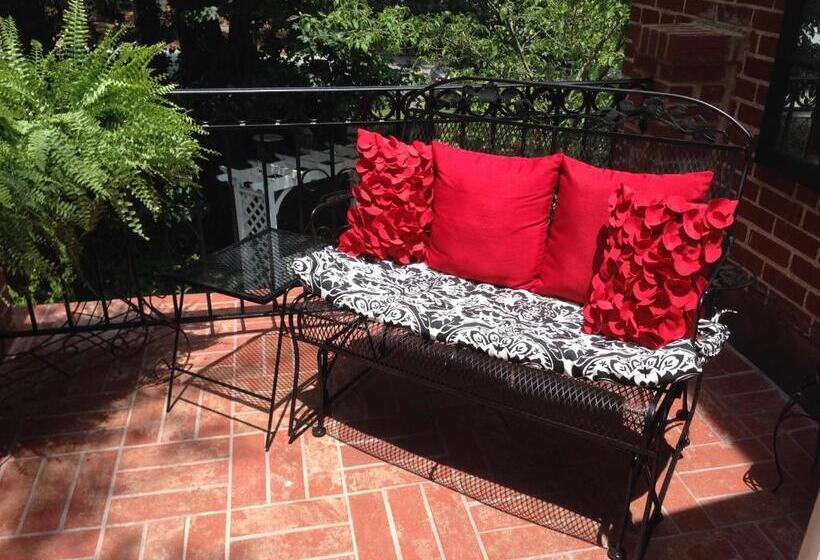 스탠다드 발코니 룸, Pettigru Place Bed & Breakfast