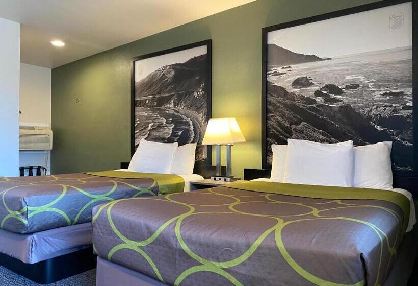 غرفه قياسيه سريرين مزدوجين, Super 8 By Wyndham Monterey