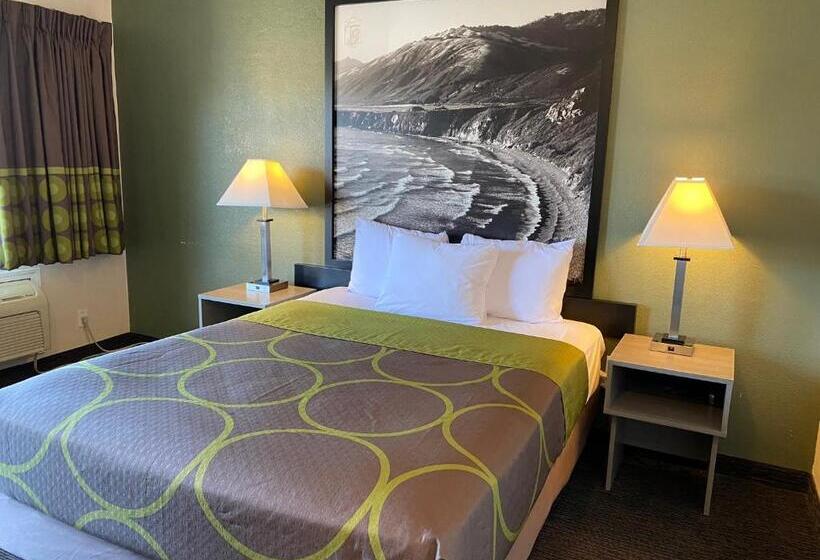 חדר סטנדרט, Super 8 By Wyndham Monterey