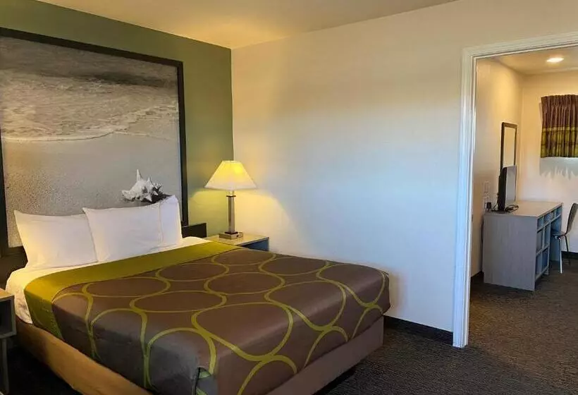 デラックスルーム, Super 8 By Wyndham Monterey