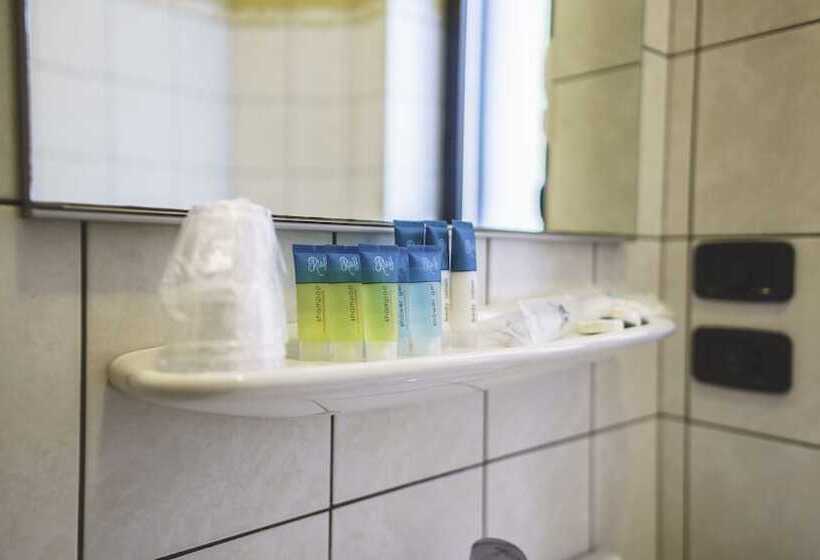 اتاق استاندارد, Venini