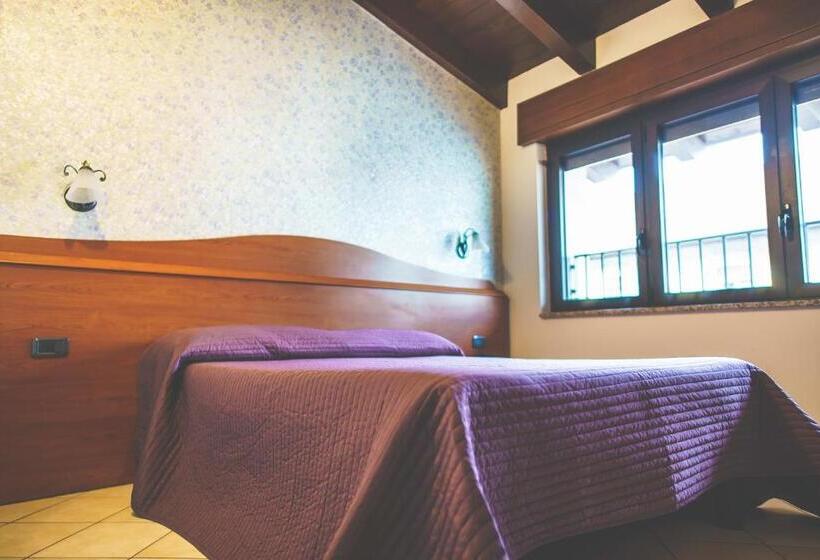 اتاق استاندارد, Venini