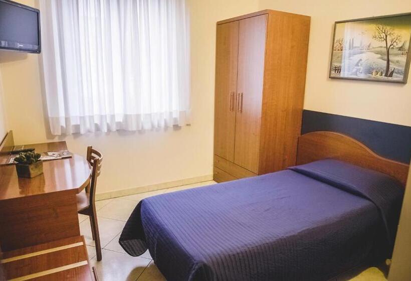 اتاق استاندارد یک نفره, Venini