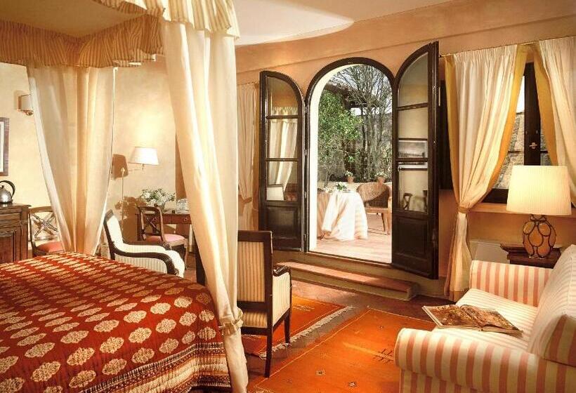 جناح جونيور, Villa Il Poggiale Dimora Storica