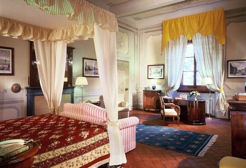 جناح جونيور, Villa Il Poggiale Dimora Storica