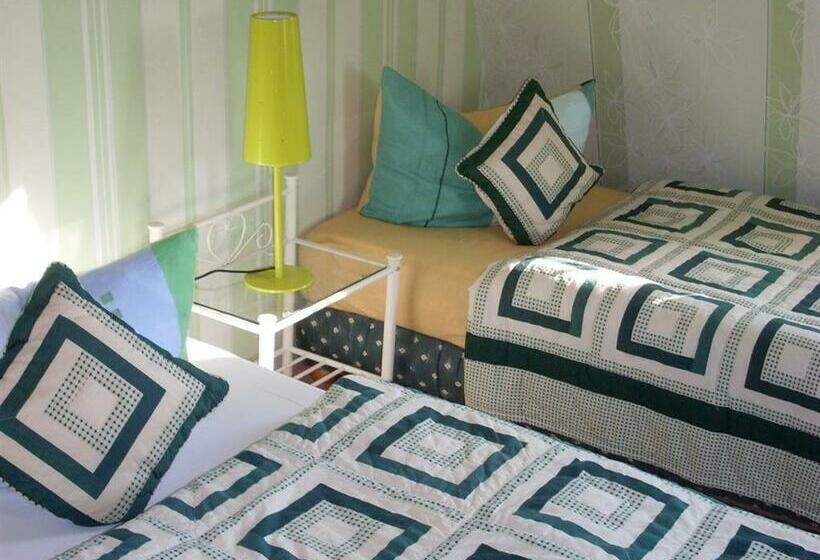 침실 1개 아파트, Pension Liebert