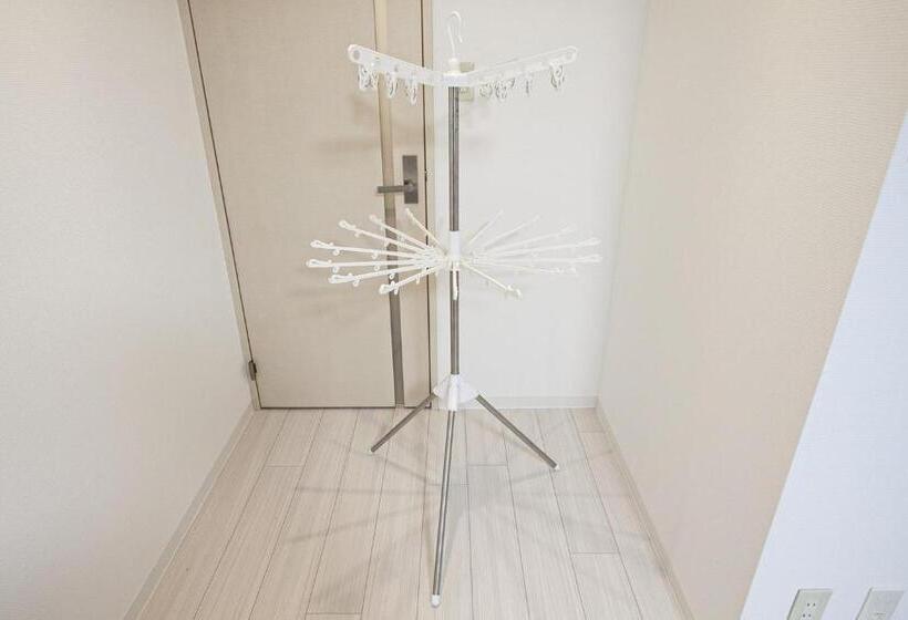 חדר משפחתי, Sapporo Hills