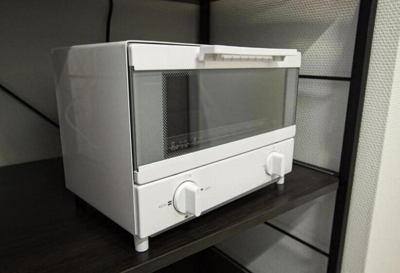 חדר משפחתי, Sapporo Hills