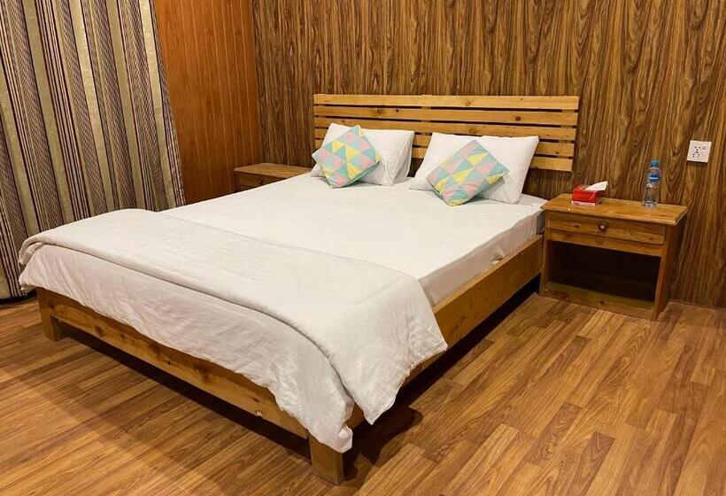 デラックスルーム, Indus View Hotel Skardu