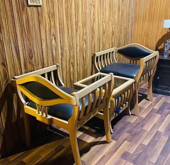マウンテンビュースタンダードルーム, Indus View Hotel Skardu