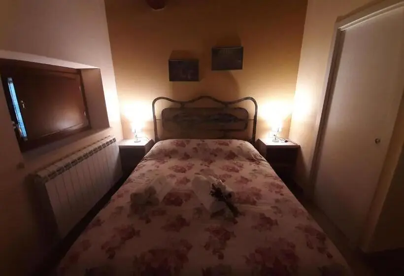 Classic Kolmen Hengen Huone, Affittacamere Il Tiro A Segno
