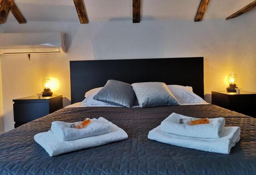 اتاق استاندارد سه نفره, Kuca Za Odmor Zelena Oaza