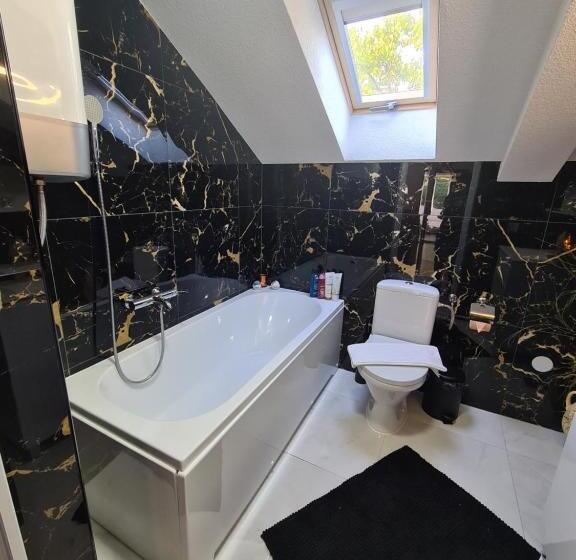 اتاق استاندارد سه نفره, Kuca Za Odmor Zelena Oaza