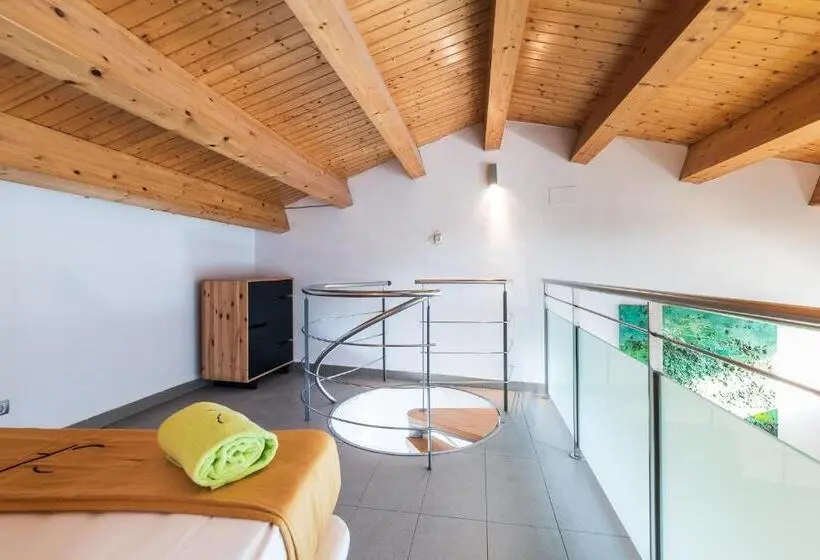 １ベッドルームドゥプレックスアパートメント, Aparthotel Las Palmeras Castelldefels