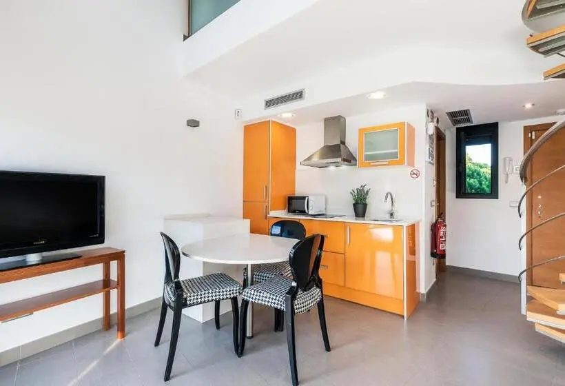 １ベッドルームドゥプレックスアパートメント, Aparthotel Las Palmeras Castelldefels