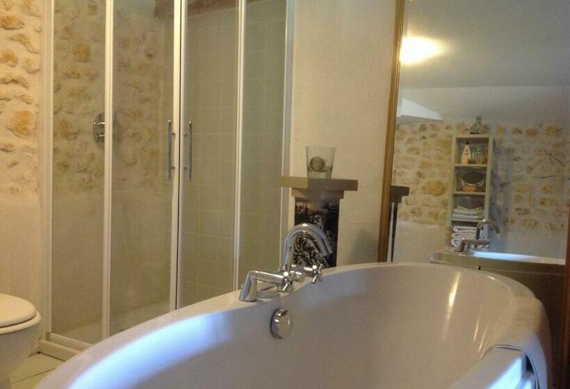 标准间, Chez Brown