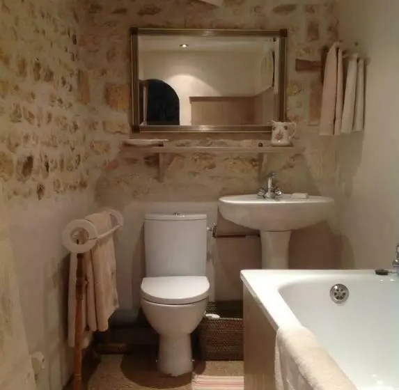 Camera Deluxe, Chez Brown
