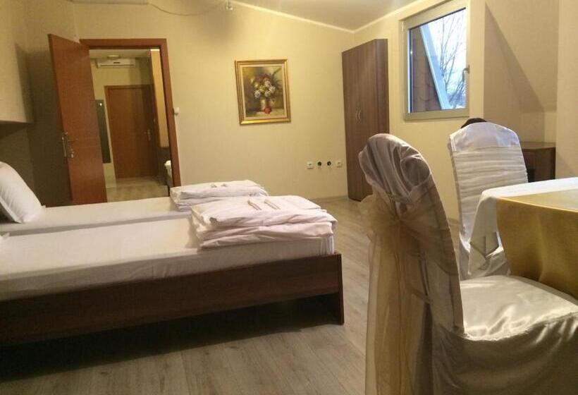 اتاق خانوادگی, Prenociste Gazela