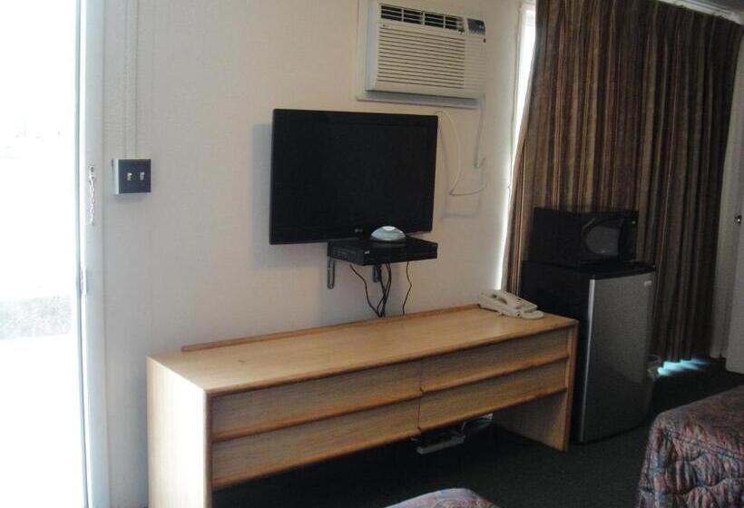 Номер Стандарт 2 Двуспальные Кровати, California Motel