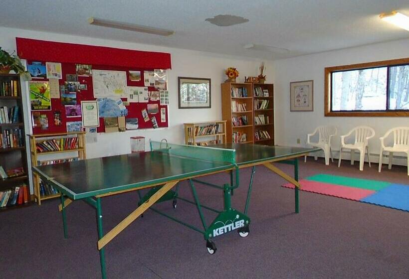 شقة 3 غرف, Cedar Village Condominiums