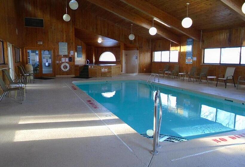 شقة 3 غرف, Cedar Village Condominiums