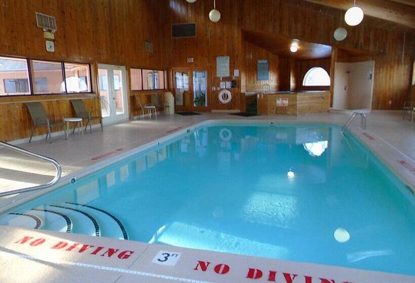 شقة 3 غرف, Cedar Village Condominiums