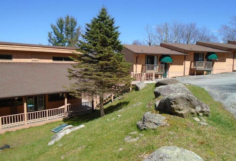 شقة 3 غرف, Cedar Village Condominiums