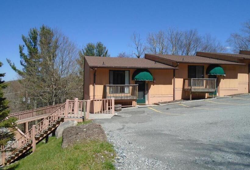 شقة 3 غرف, Cedar Village Condominiums