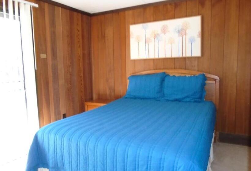 شقة 3 غرف, Cedar Village Condominiums