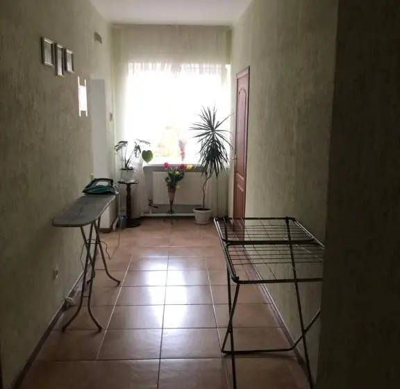 Camera Standard, Hostel Marichka