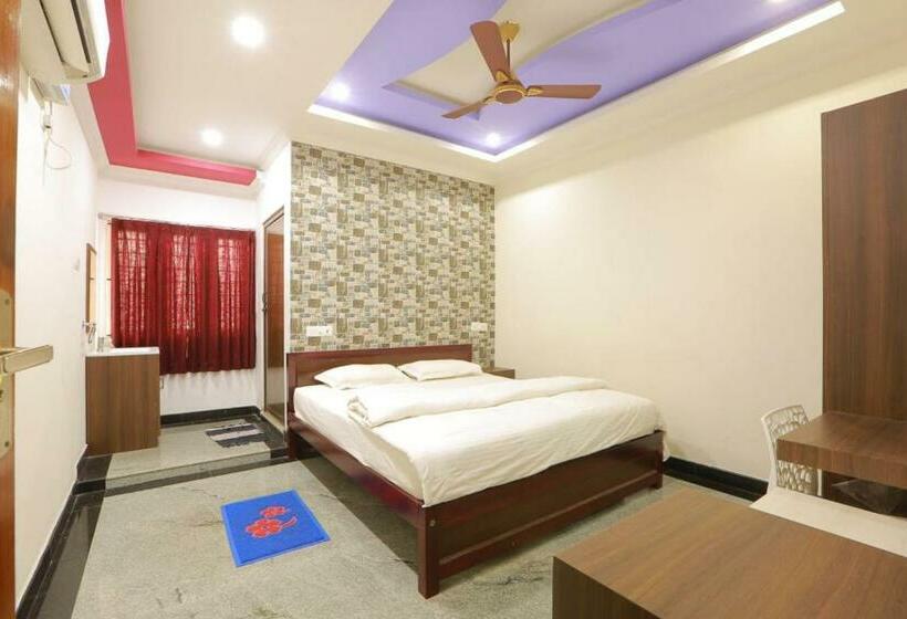 غرفة ديلوكس, Rr Residency