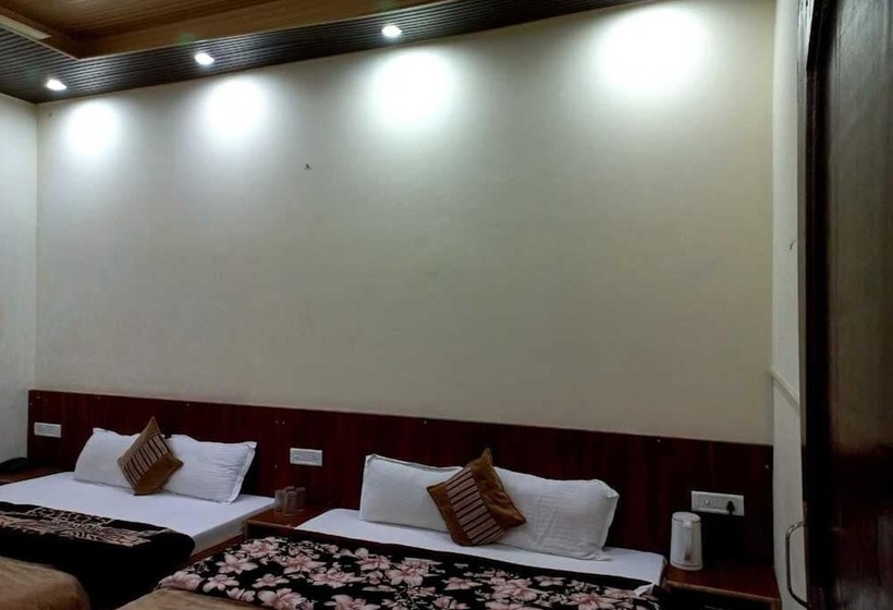 Семейный Номер, Sunny Pines Resort