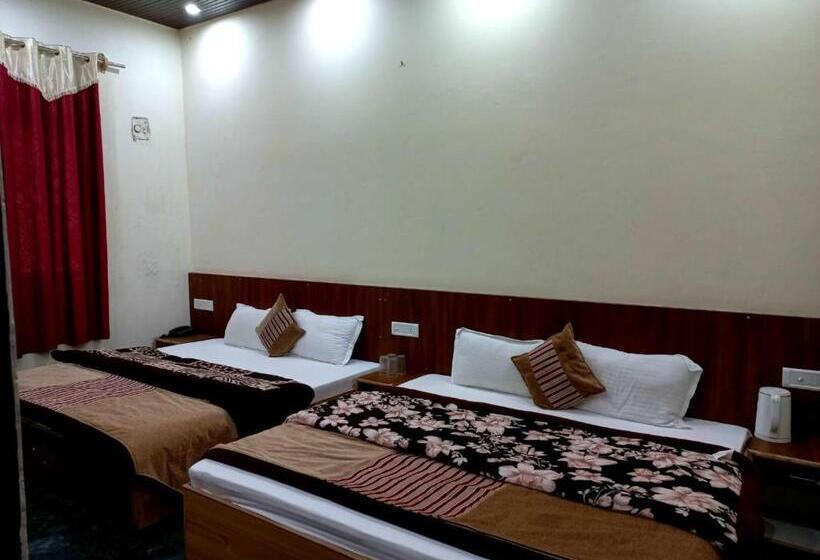 Семейный Номер, Sunny Pines Resort