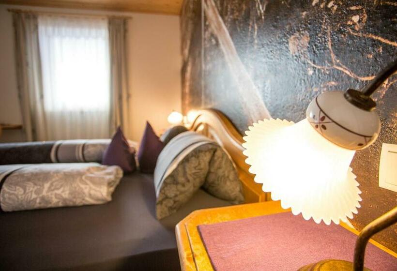 Номер Стандарт, Thomashof