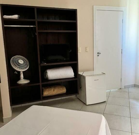 Chambre Standard Individuelle, Tropical Palace