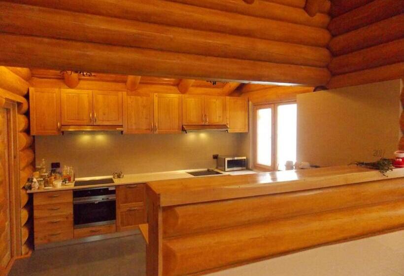 חדר סטנדרט, Pensiunea Izbucul Tauz