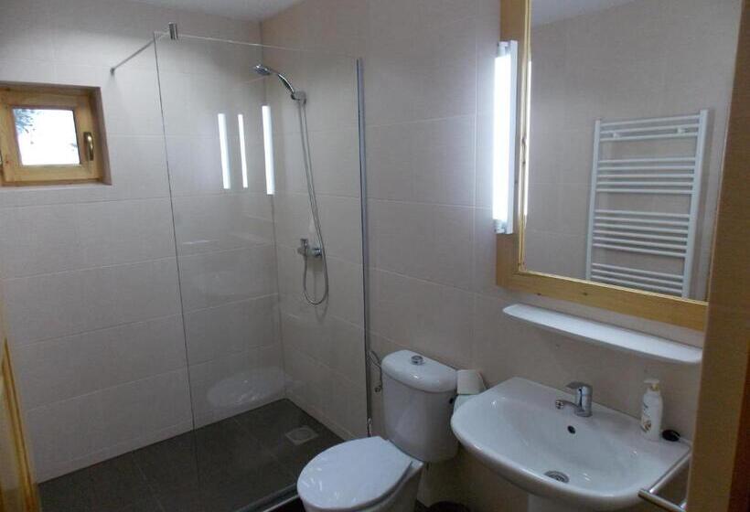 חדר סטנדרט, Pensiunea Izbucul Tauz