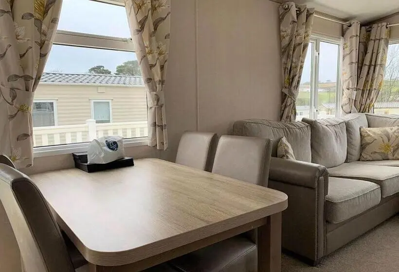 ３ベッドルームハウス, Praa Sands Holiday Park