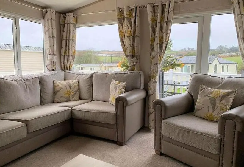 ３ベッドルームハウス, Praa Sands Holiday Park