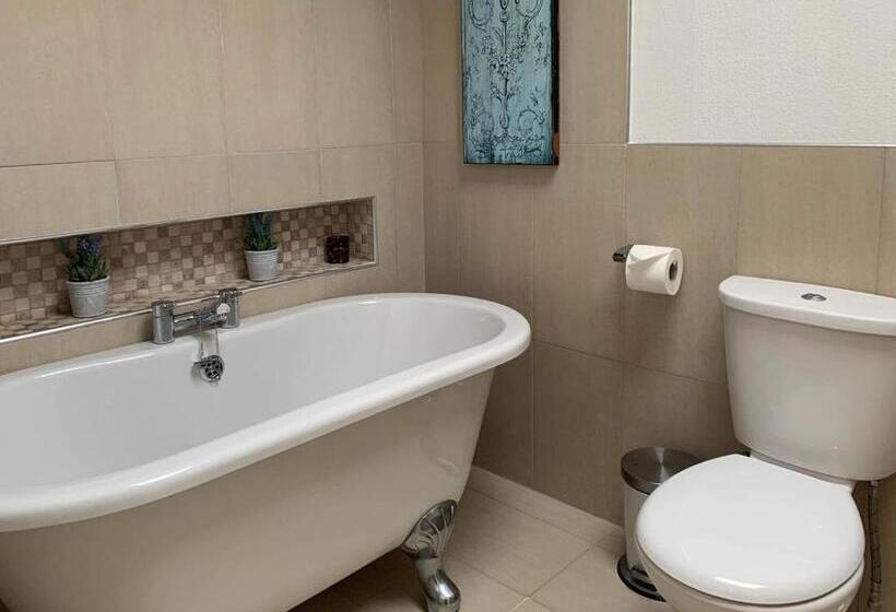 Дом 4 Спальни, Praa Sands Holiday Park