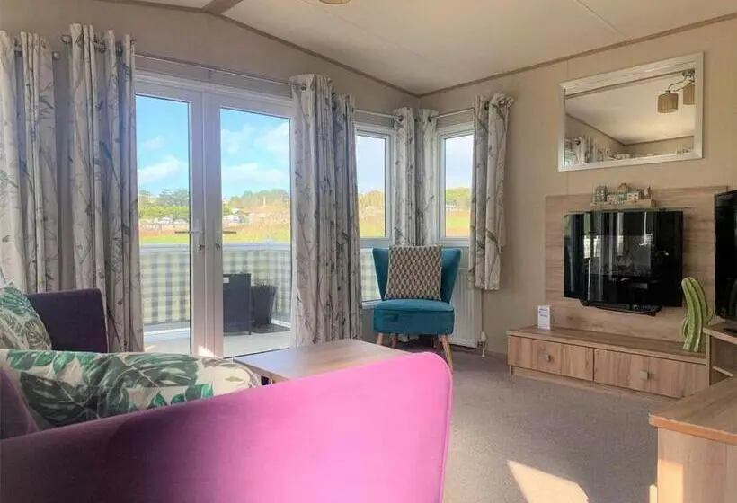 ４ベッドルームハウス, Praa Sands Holiday Park