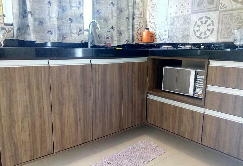 דירת חדר בקומת קרקע, Vila Caluca