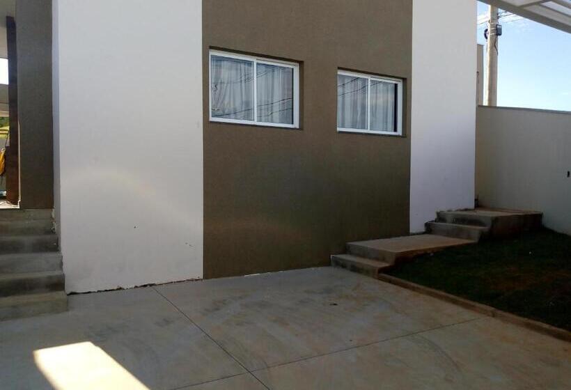 דירת חדר בקומת קרקע, Vila Caluca