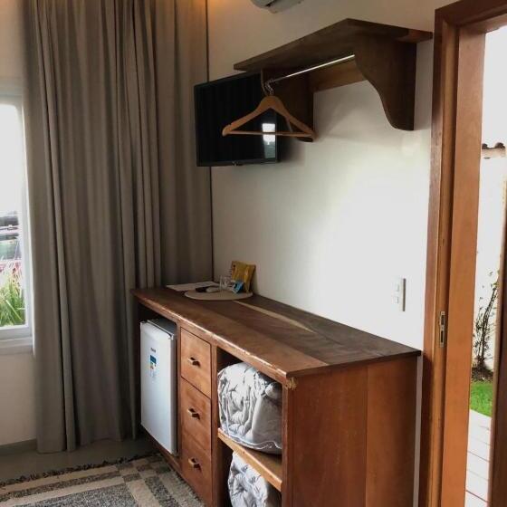 חדר דלוקס לארבעה, Pousada Casa Albatross