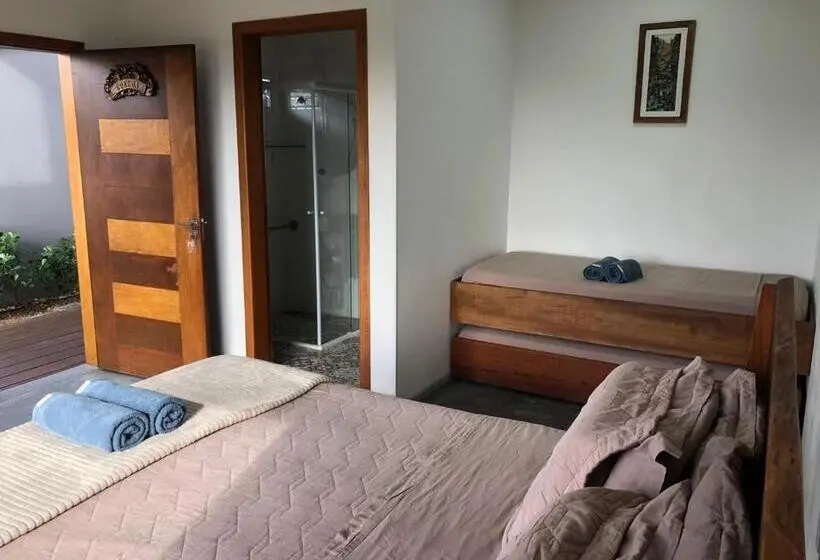 デラックスの４人部屋, Pousada Casa Albatross