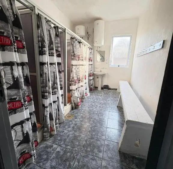 Economy Triple Room, Piriápolis Hostel & Suites