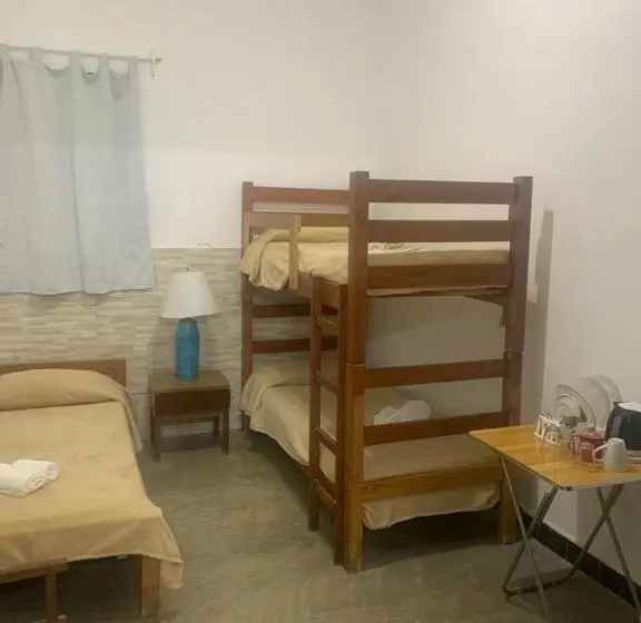 Economy Triple Room, Piriápolis Hostel & Suites