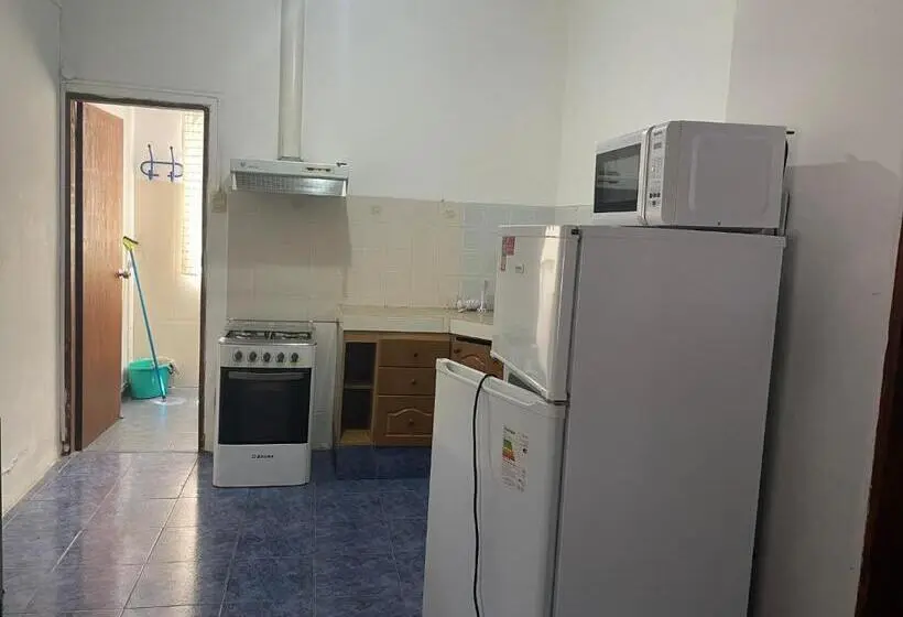 Talo 2 Makuuhuonetta, Piriápolis Hostel & Suites